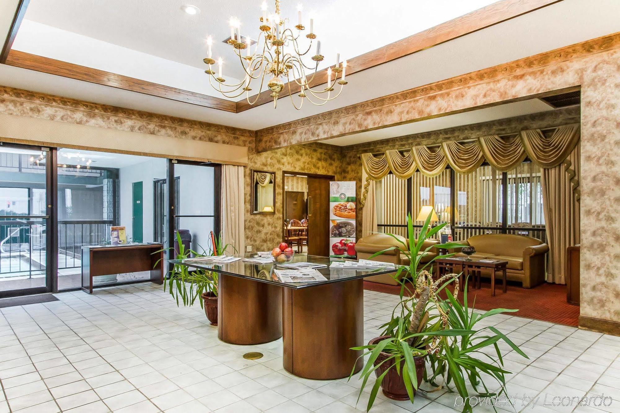 Executive Inn And Suites เอนเตอร์ไพรส์ ภายนอก รูปภาพ